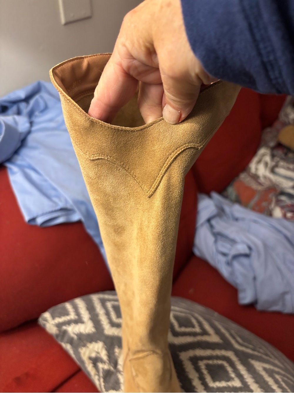 Don’t Be A Square Apricot Boot Size Six - Picture 7 of 11